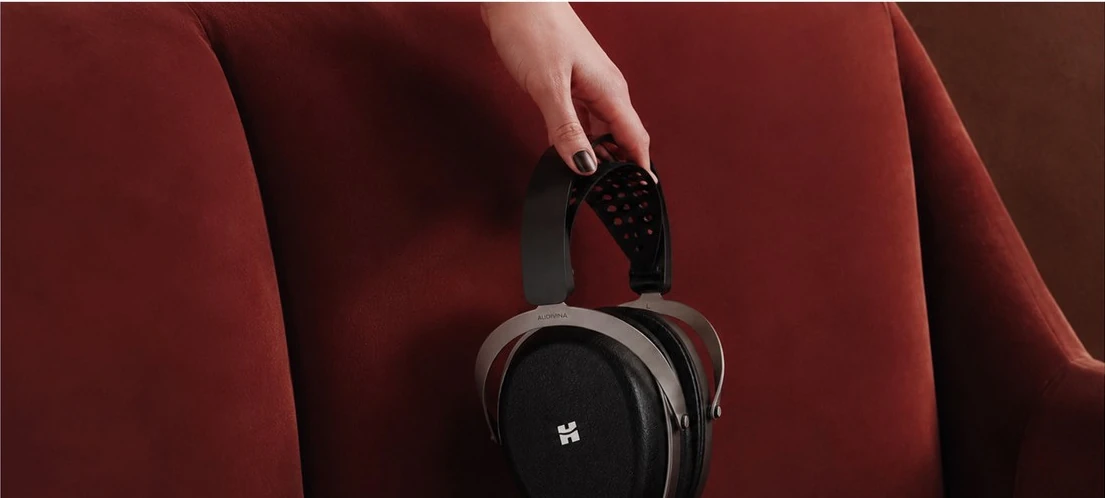 HIFIMAN over-ear headphone listening experience